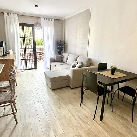 Atlantico Sun Garden By Deihu Experiences 아파트 아로나